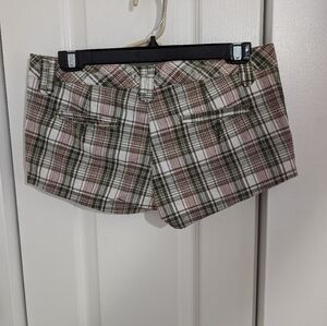 Plaid Cotton-Blend Women’s Shorts in White, Olive & Pink
